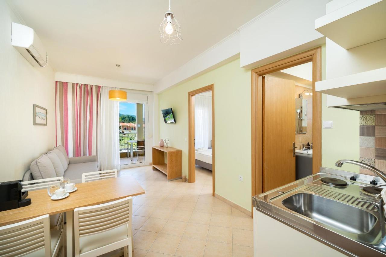 לימנאס Aelia Villa מראה חיצוני תמונה